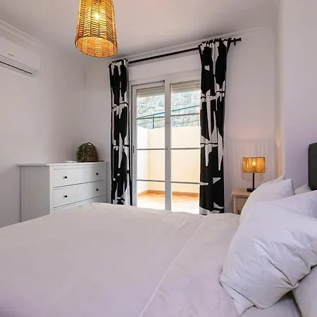 Апартаменты Spacious Near Puerto Banus