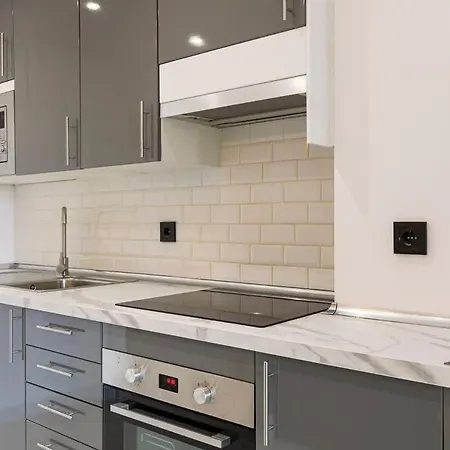 Spacious Near Puerto Banus Апартаменты Марбелья