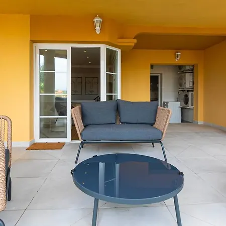 Apartment Spacious Near Puerto Banus