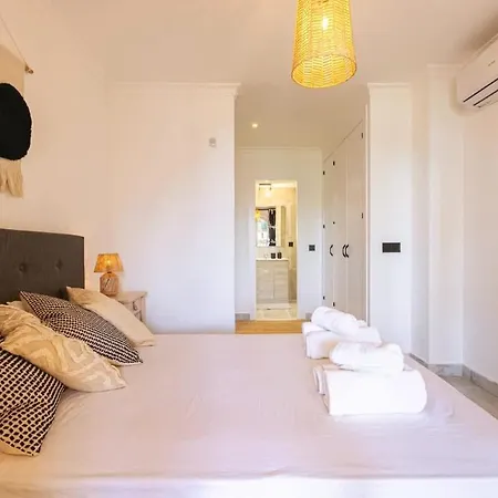 Spacious Near Puerto Banus