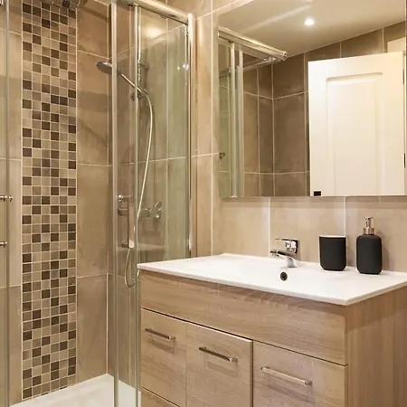 Spacious Near Puerto Banus Апартаменты *