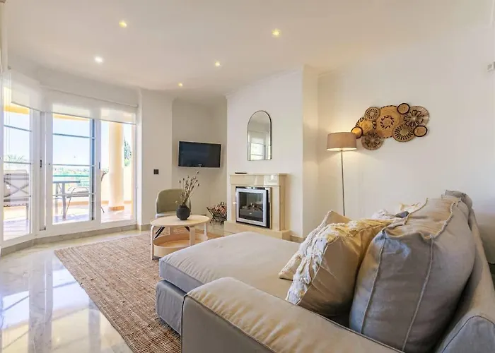 Spacious Near Puerto Banus * Marbella