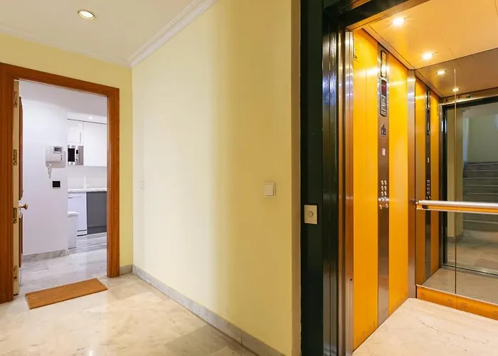 Spacious Near Puerto Banus *