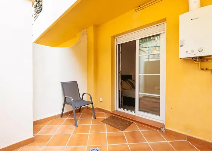 アパート Spacious Near Puerto Banus マルベーリャ