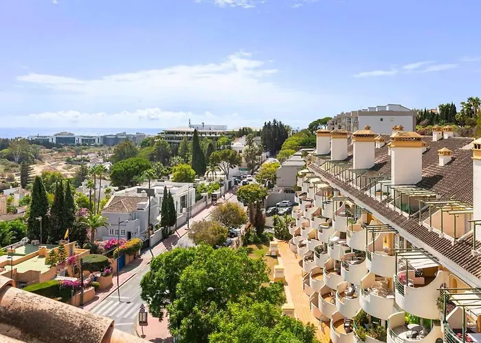 Spacious Near Puerto Banus マルベーリャ