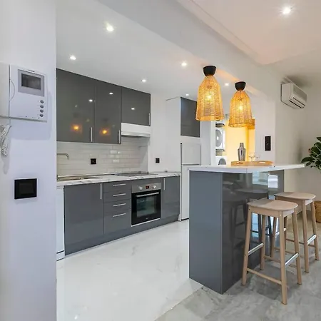 公寓 Spacious Near Puerto Banus 马尔韦利亚